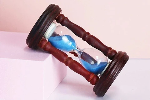 Can I Use a Wooden Sand Timer for Baking?